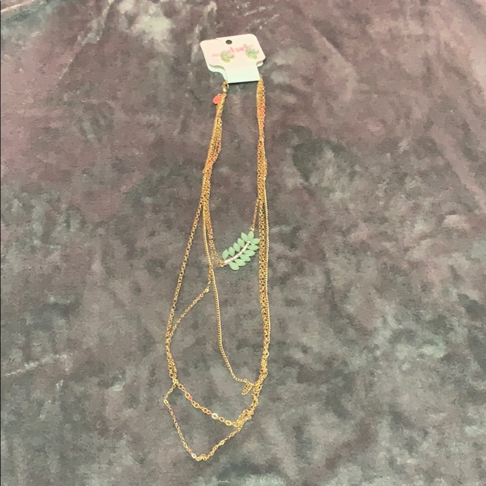 Necklace and earrings set